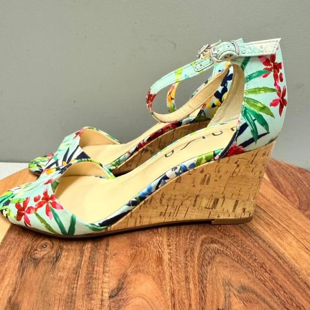 UNISA FLORAL WEDGE SANDAL SZ 9 - Picture 6 of 8